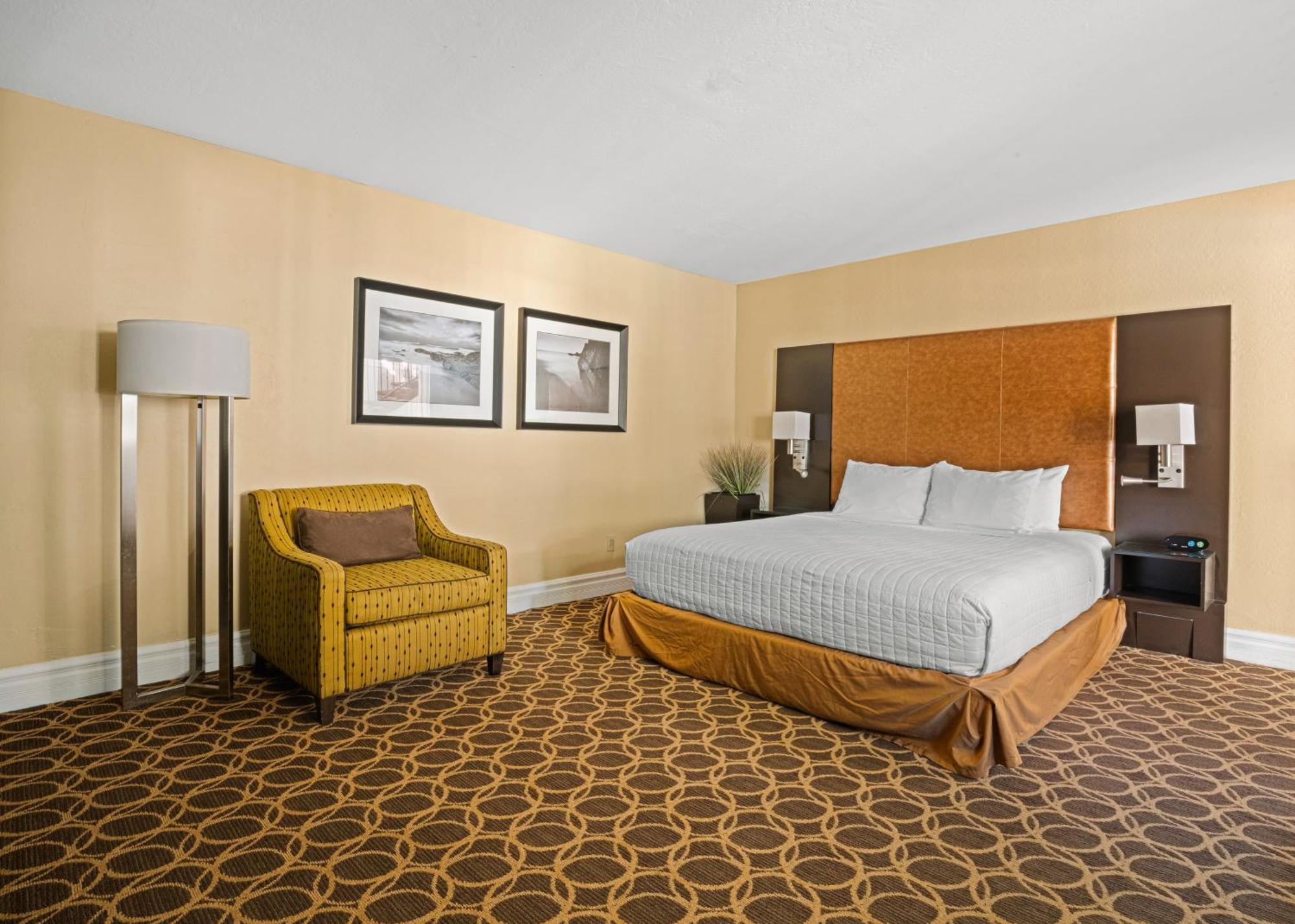 Marin Hotel 3*