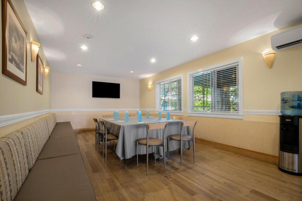 Marin Corte Madera
